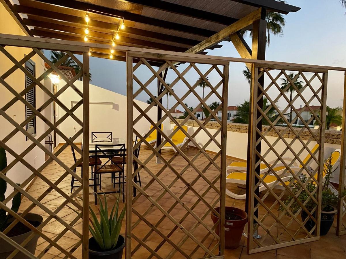 Juangy'S Apartments In Las Adelfas Golf Del Sur San Miguel de Abona Exterior photo